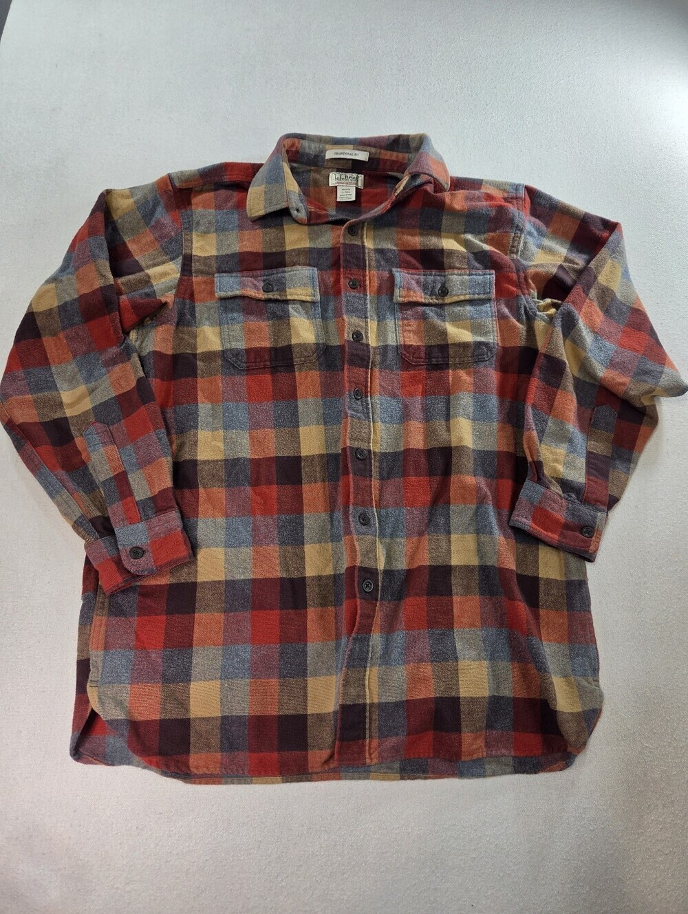 L.L.Bean Chamois Cloth Flannel Shirt LT Plaid - Picture 1 of 7